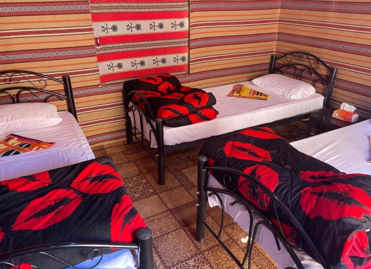 Bedouin Bunch Camp Hotel Wadi Rum Luaran gambar